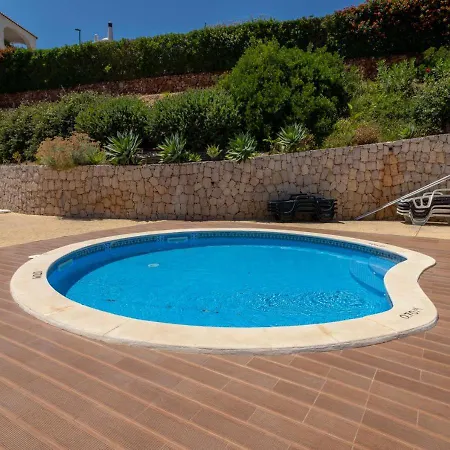 Hardwick Communal Pool In Center Of Carvoeiro カルヴォエイロ
